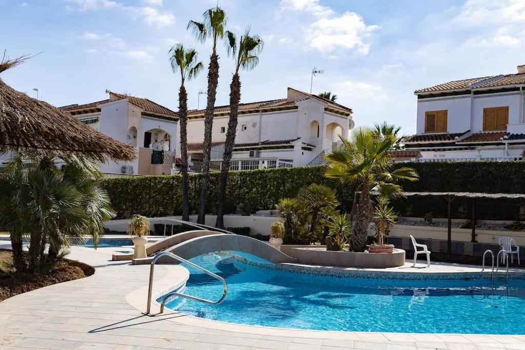 Appartement La Mata Esterno foto
